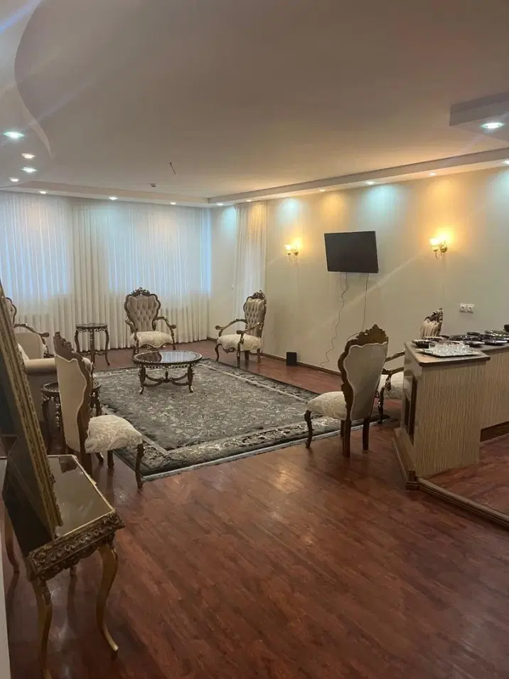 آپارتمان160متری