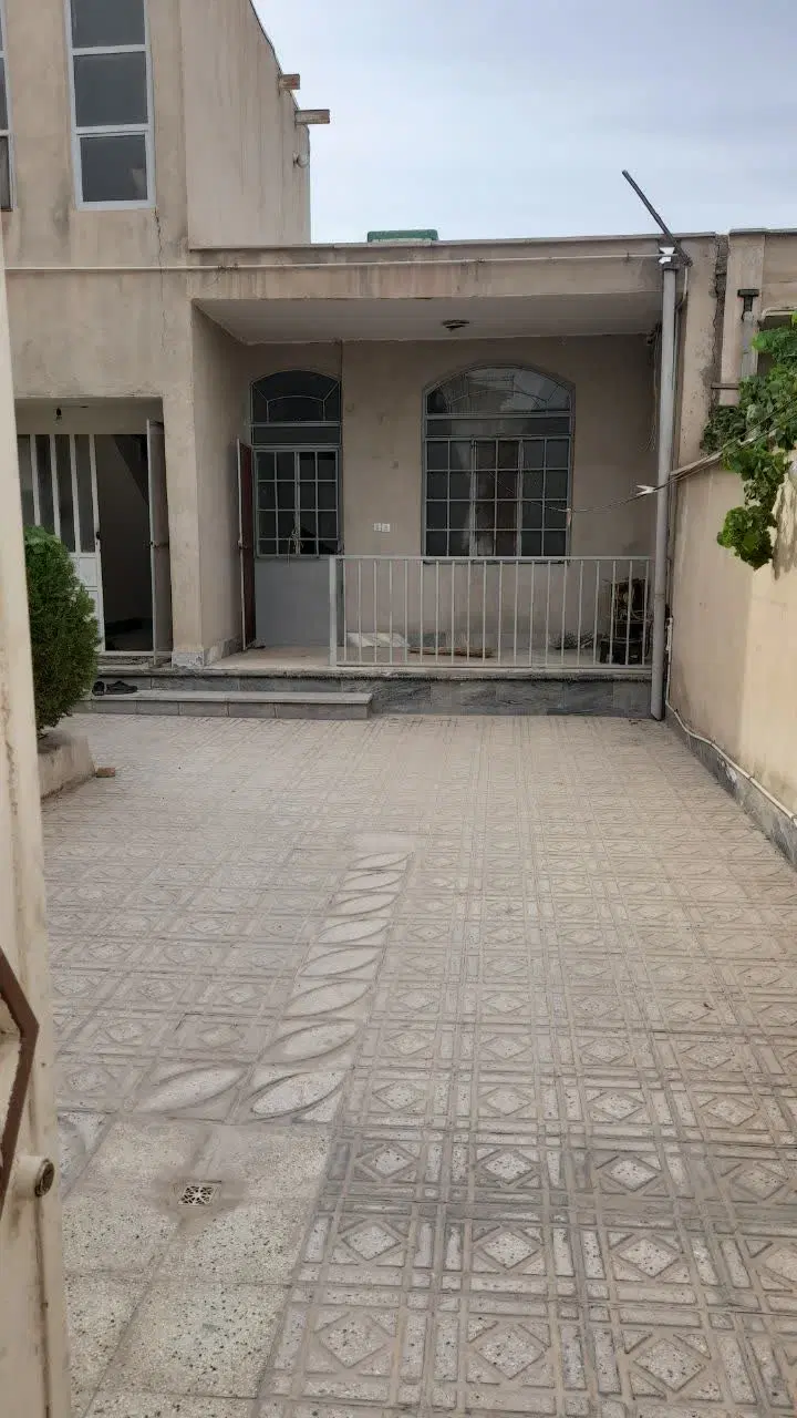 فروشی کهنک