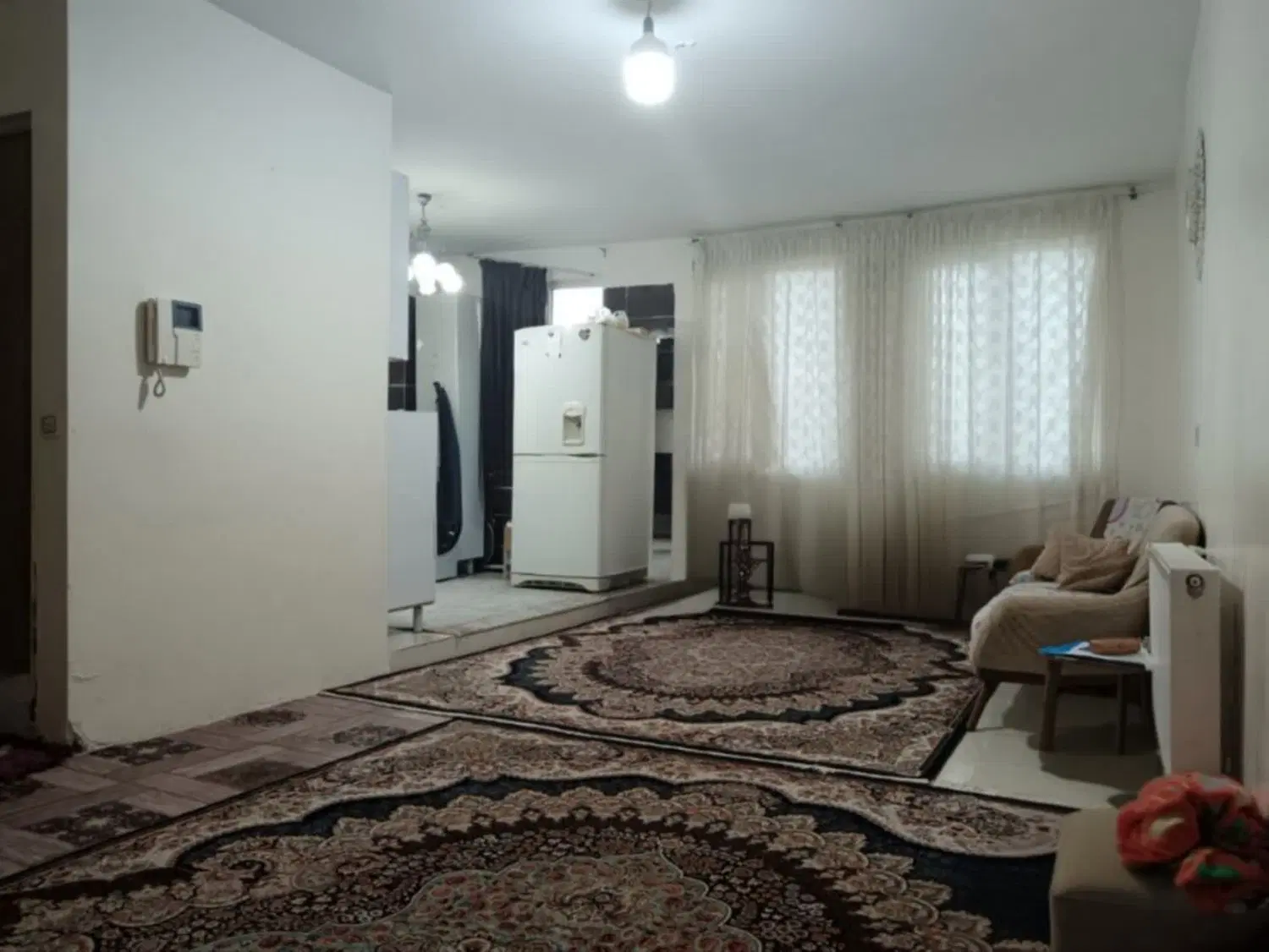 فروش آپارتمان 80 دو خواب با پارکینگ پرند