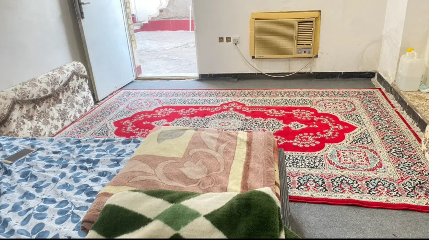 روزانه ظرفیت سه نفر پارکینگ ندارد