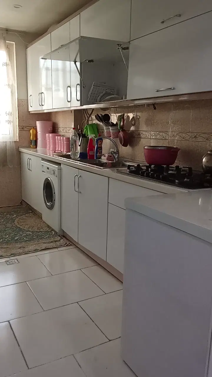 ۷۰ متر مرتضی‌گرد