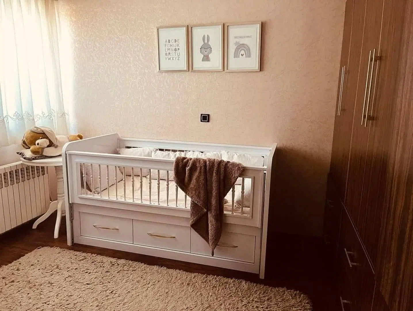 90 متری.مهر.مشتاق.تاپ لوکیشن