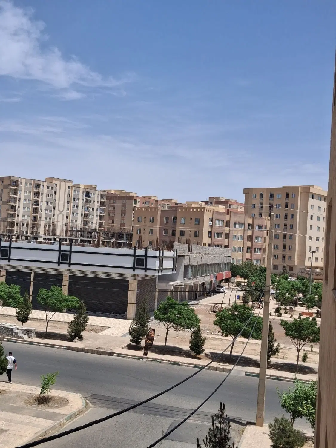 75 متری فوق العاده مناسب سکونت و سرمایه گذاری
