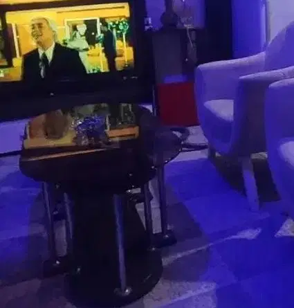 همخونه یا همخانه