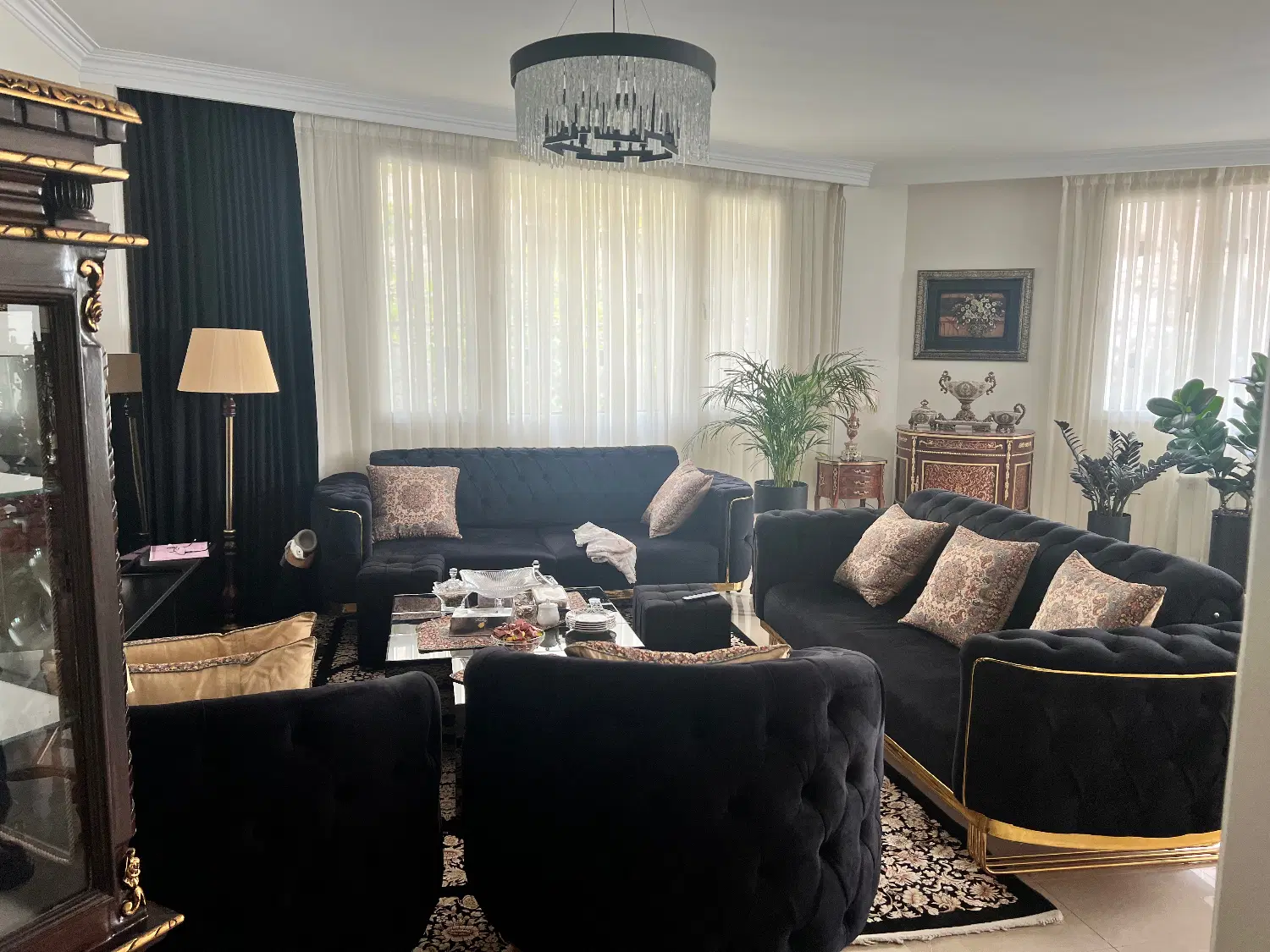بلوارنمازکنارگذر۸۰متر۲خواب تکواحدی پارکینگ اختصاصی