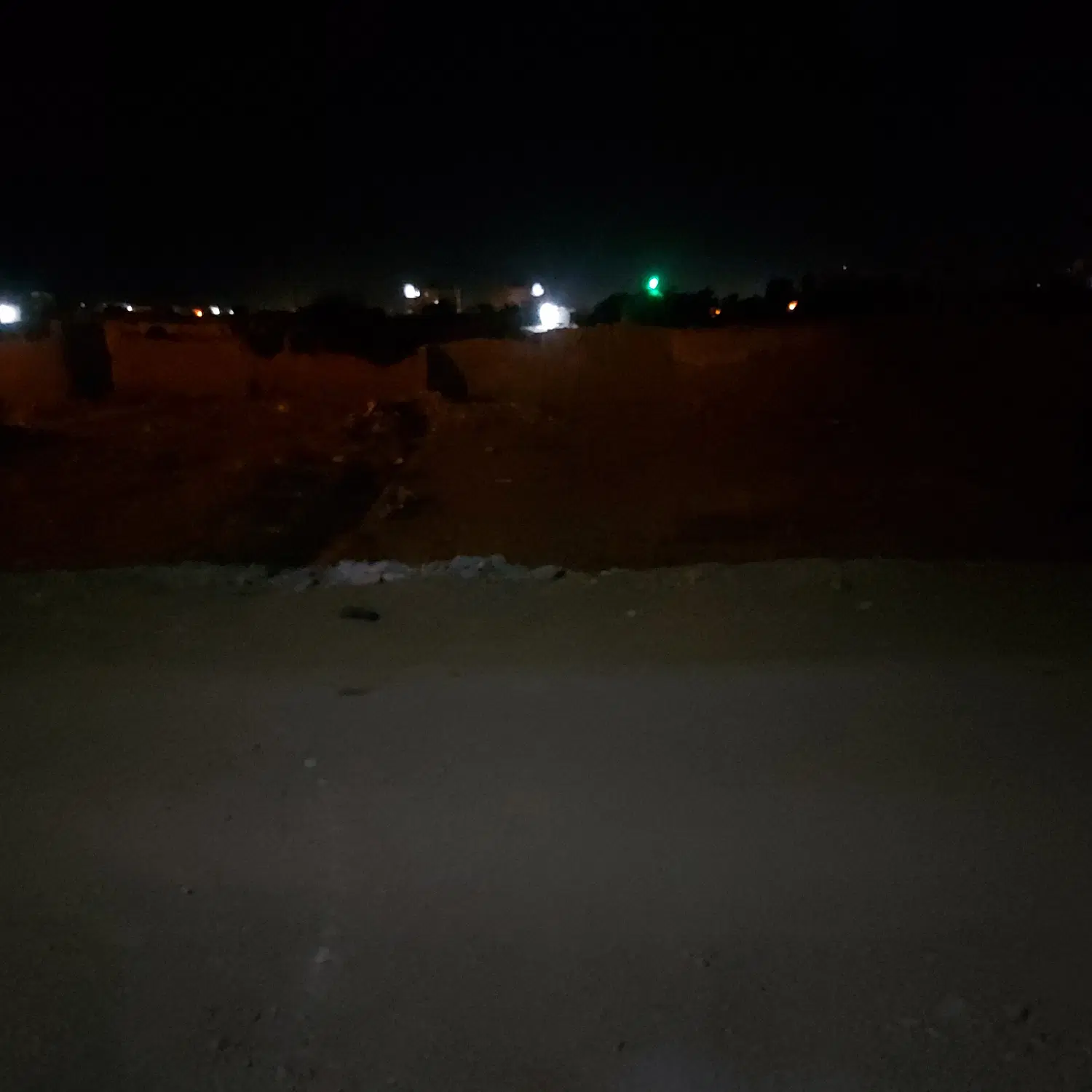 زمین مسکونی