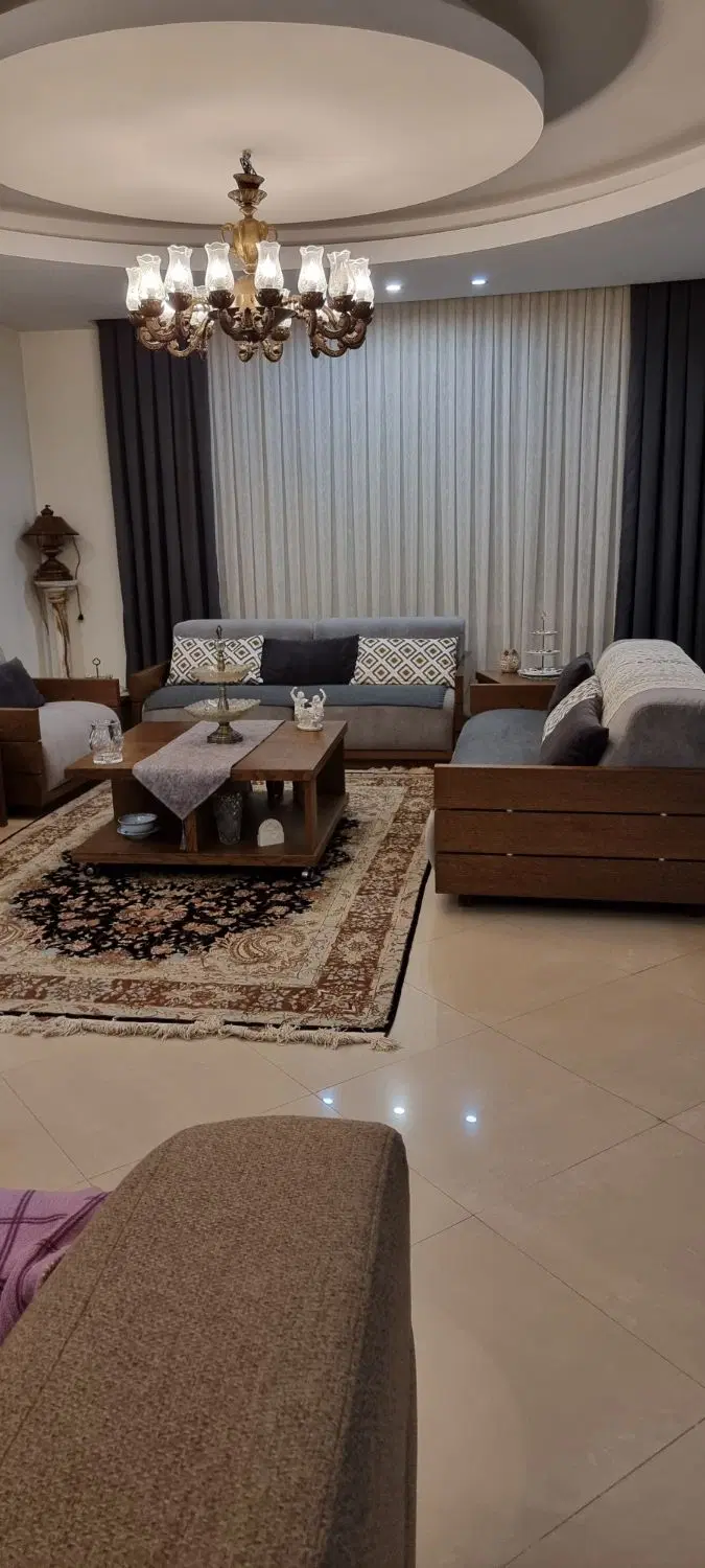 فروش یک واحد آپارتمان‌