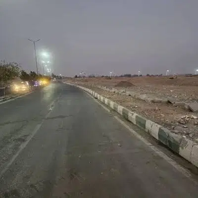 زمین پشت میدان تره بار ضلع جنوبی کمربندی خیام