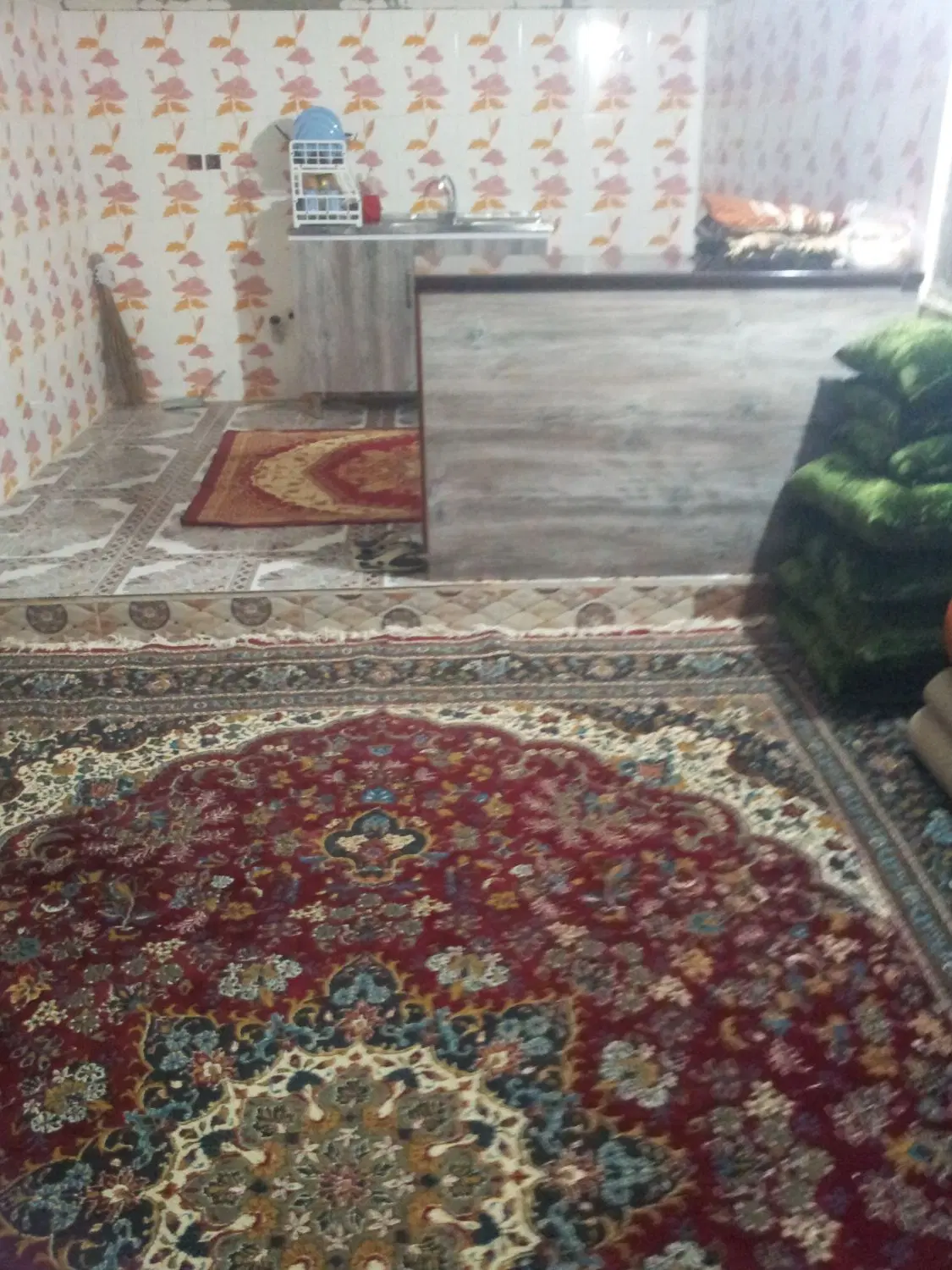 دو دهنه مغازه اجاره ای شهرک جوشکاران 200متر