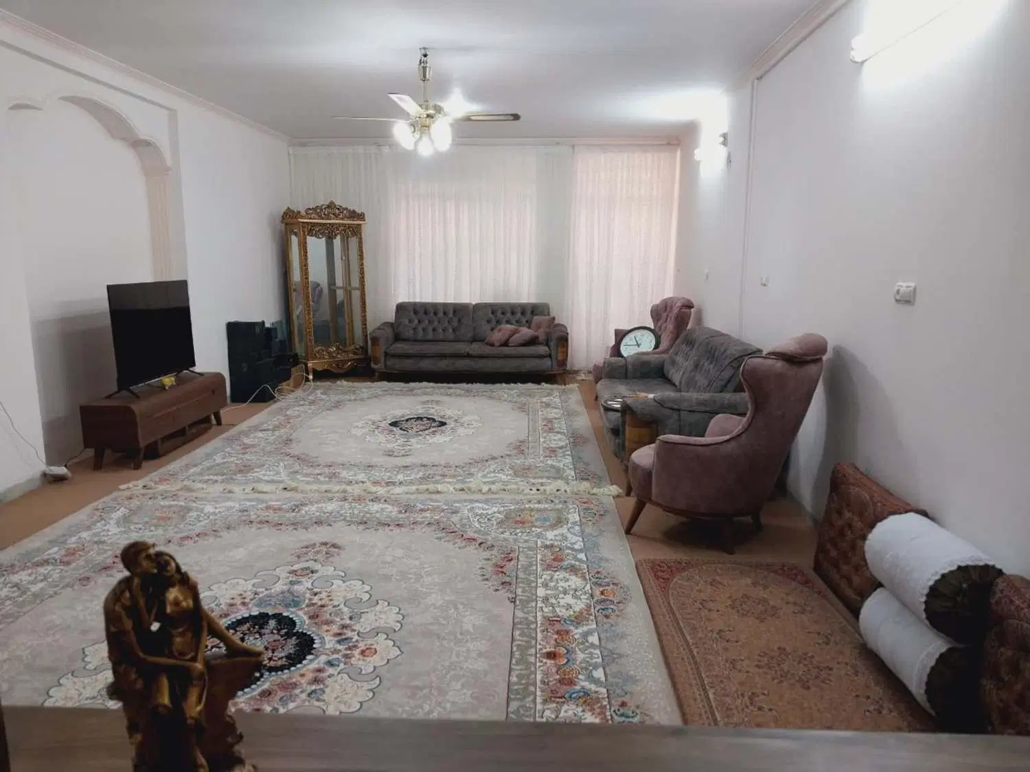 نیم طبقه شیک و دلباز در مرکز شهر