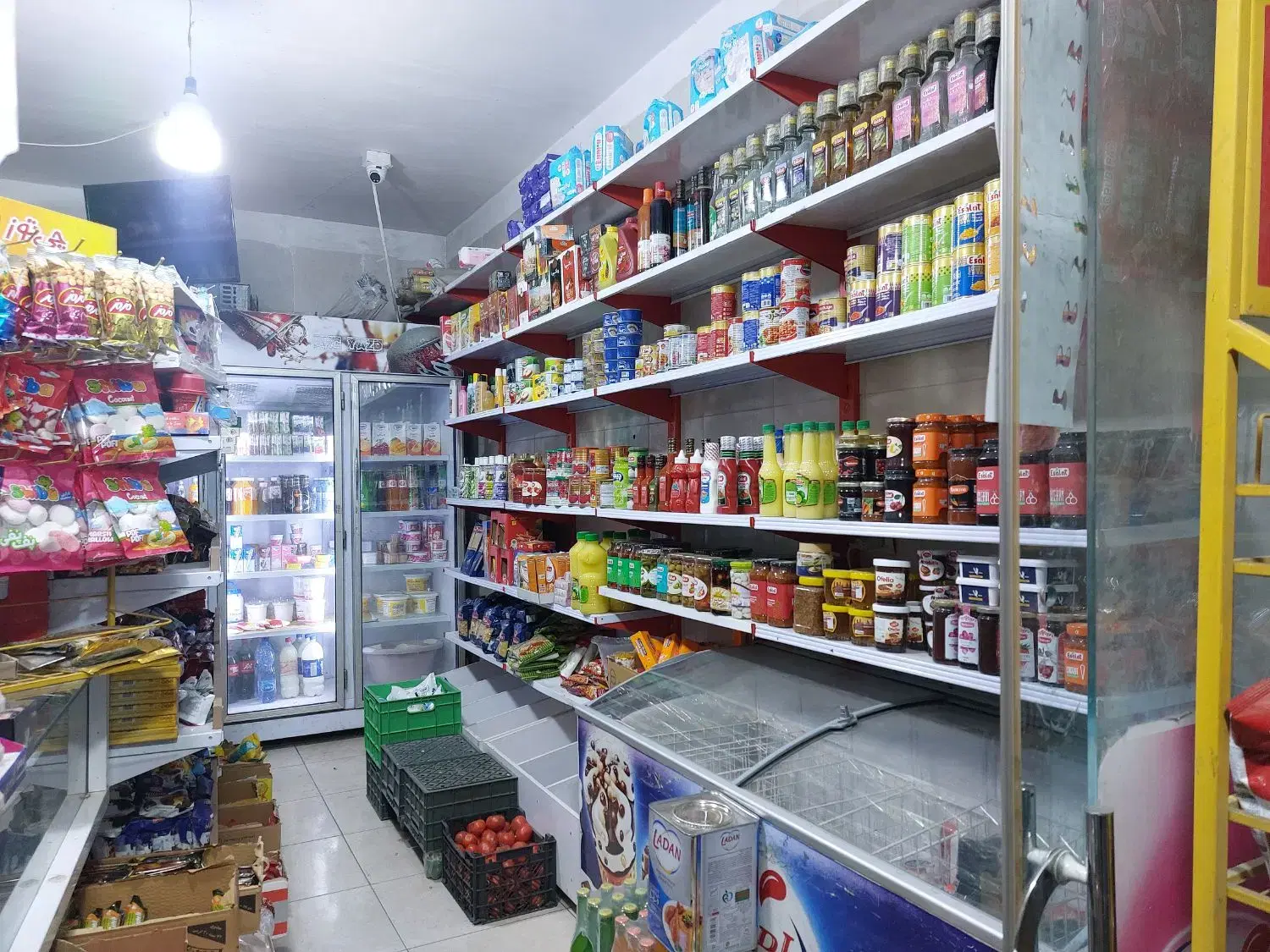 مغازه فروشی ۲۳متری  ناصر خسرو