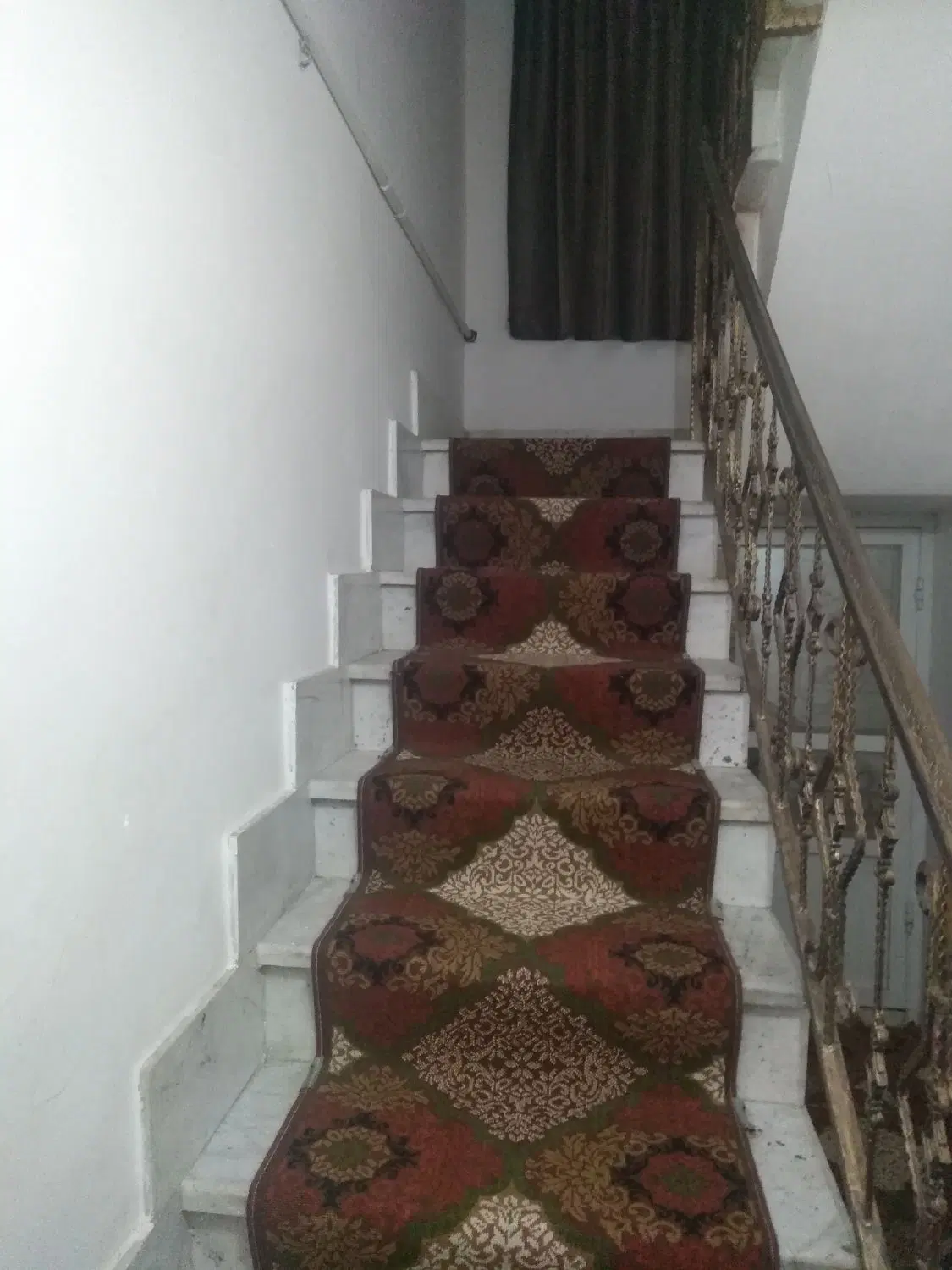 ۹۰ متر ویلایی در دوطبقه نیم