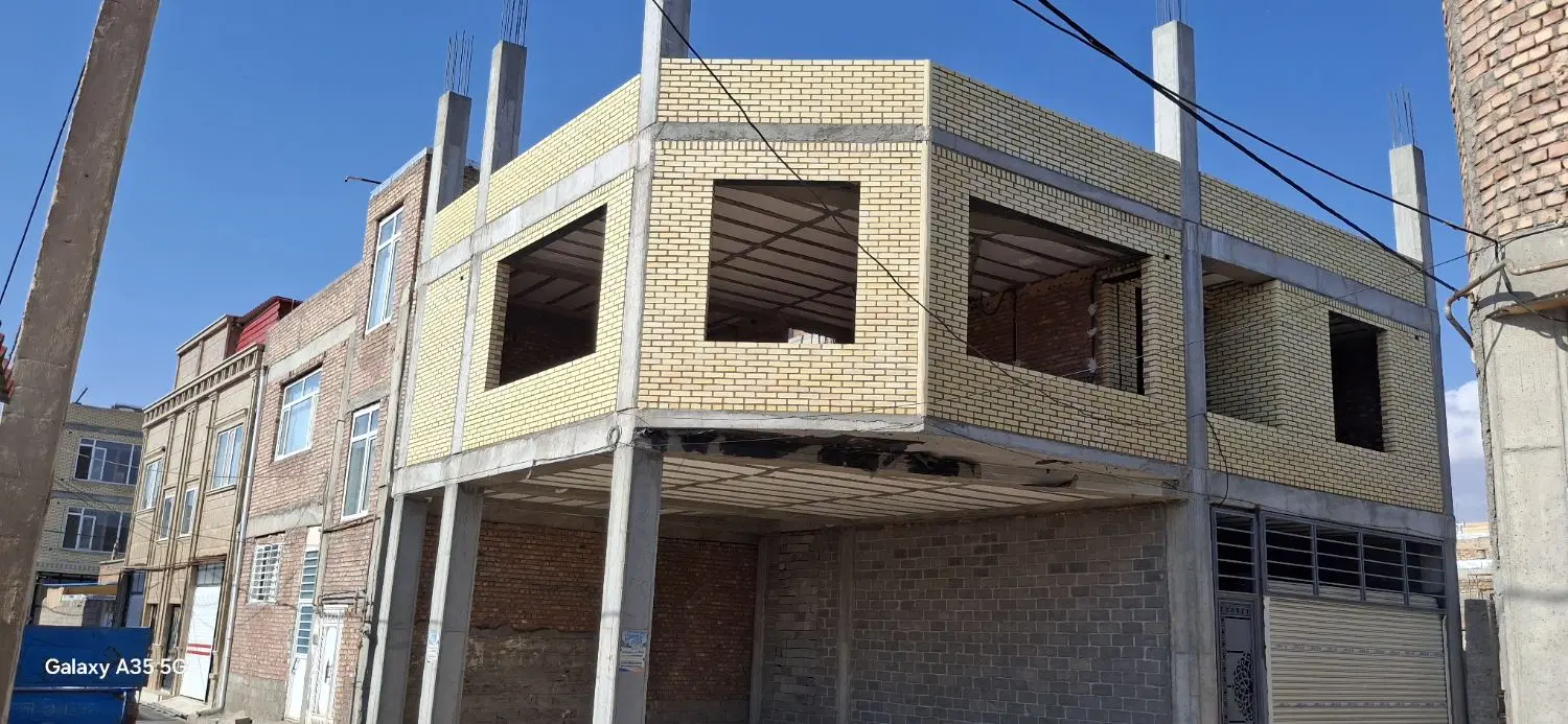 ساختمان مسکونی نو ساز