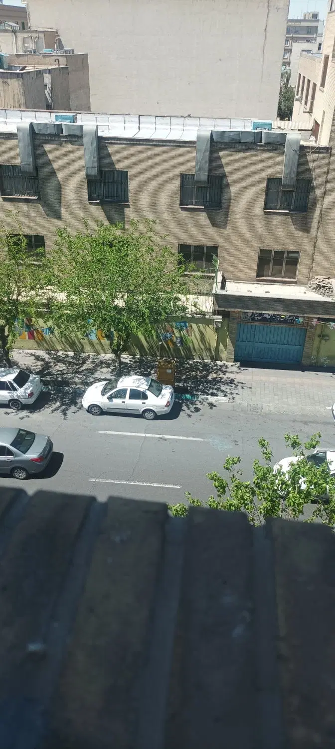 ۳دانگ ویلایی با ۲۰ متر تجاری