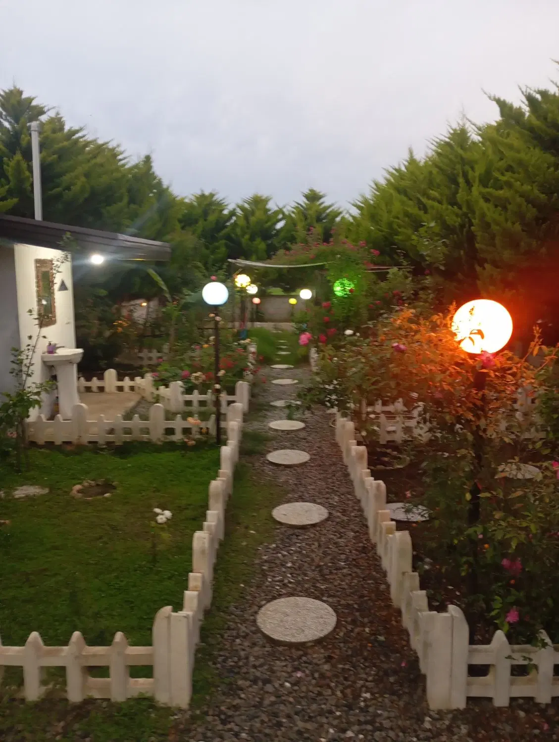 باغ ویلا ساحلی