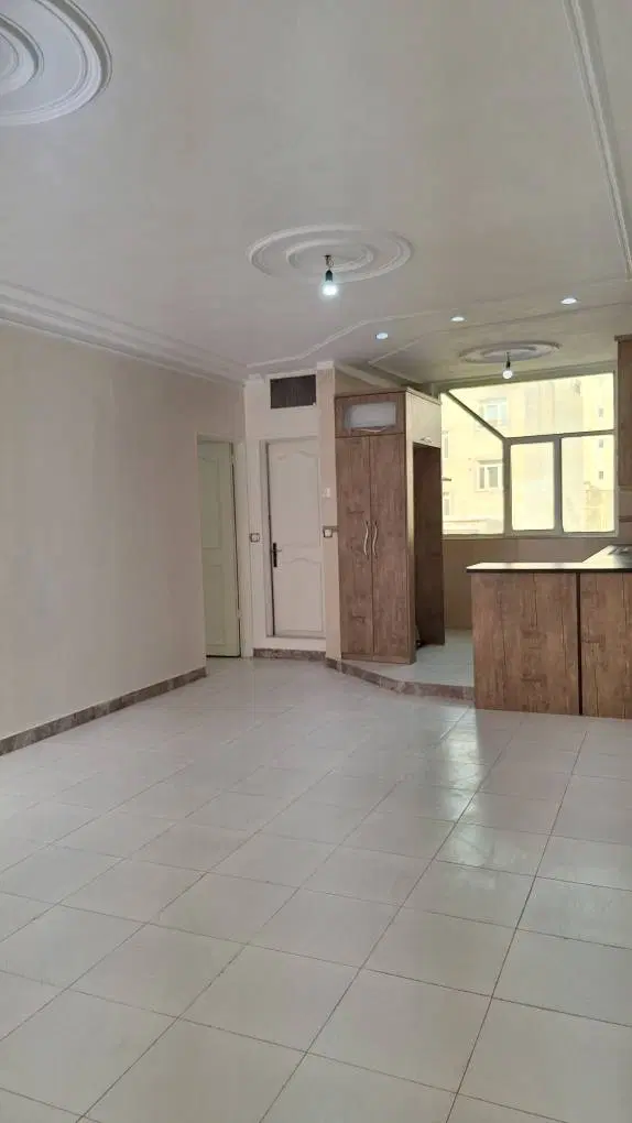 ۶۵متر،دوخوابه،گلبرگ غربی،مناسب سرمایه‌گذاری