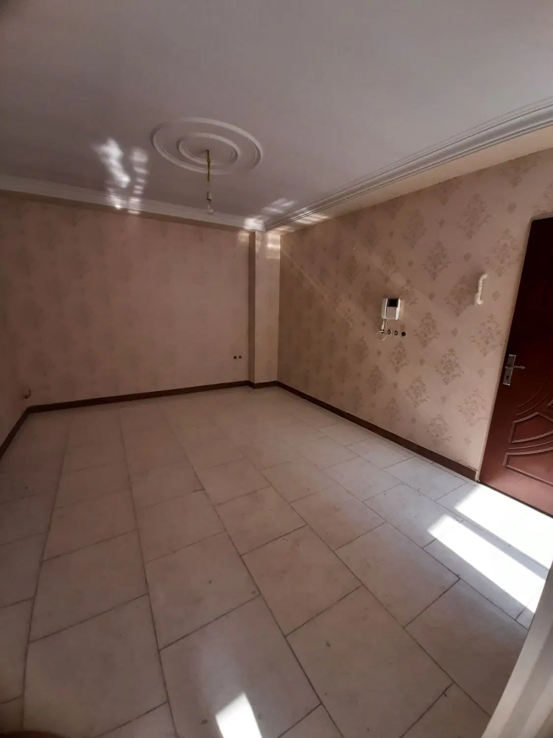آپارتمان  ۴۲ متری تکواحدی