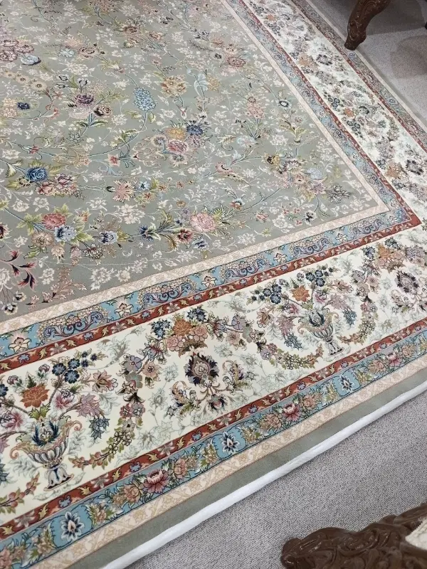 مغازه آزادی ۹