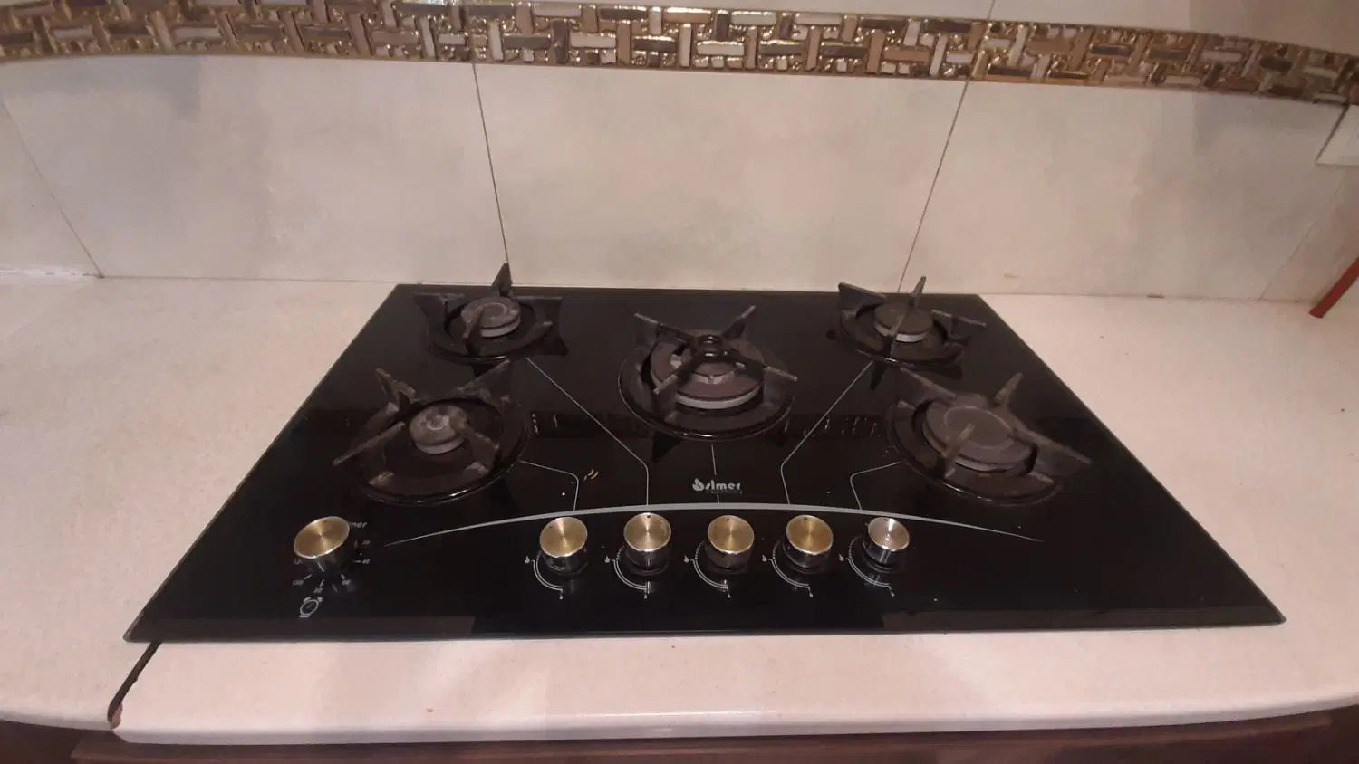 آپارتمان۶۱متریک خوابه انباری آسانسوربالکن تک واحدی