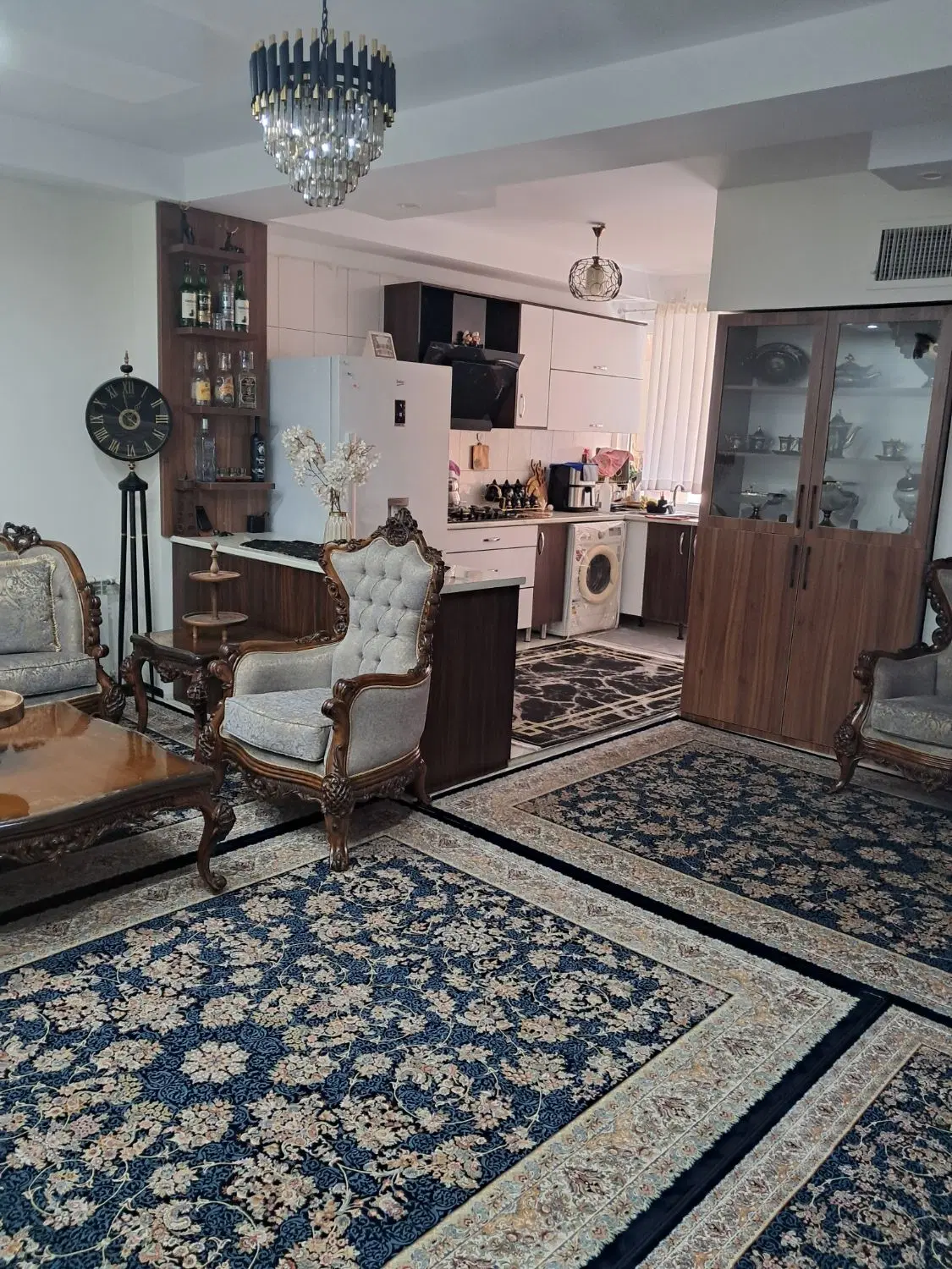 اجاره واحد۷۰متری