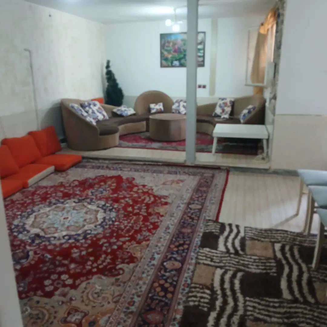آپارتمان همکف مهرشهر بلوارارم