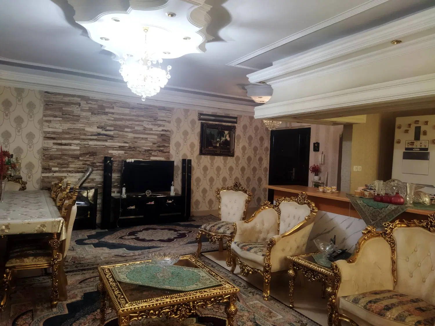 ۷۰ متر یک خواب با پارکینگ