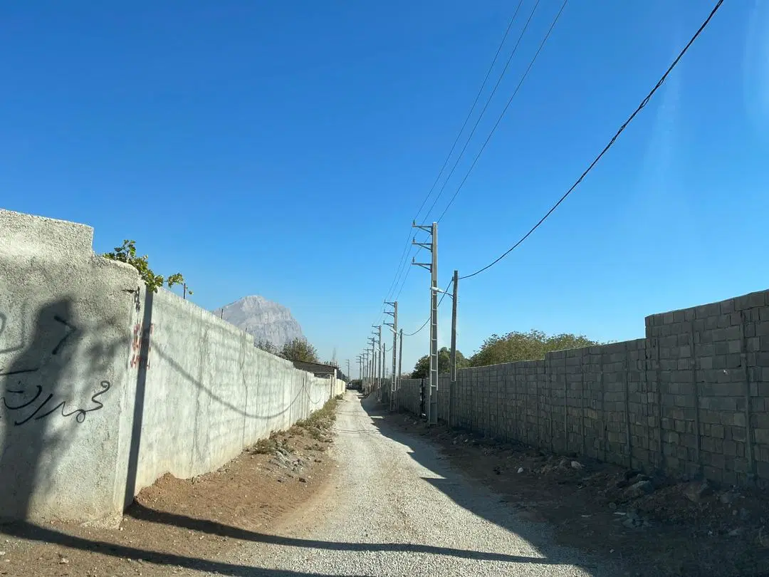 ۱۰۰۰متر زمین سندار