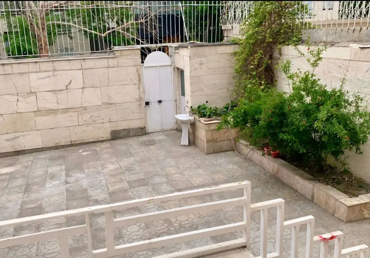 واحد مسکونی 120متر درسه طبقه