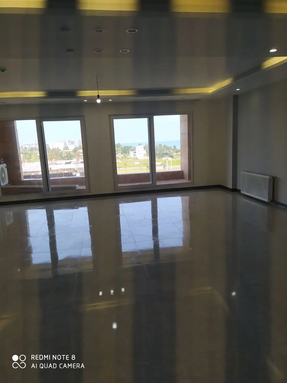 آپارتمان ساحلی ۲۰۰ متری