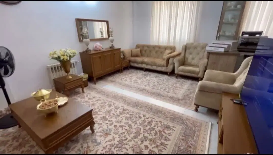 اجاره 50 متر با آسانسور انباری