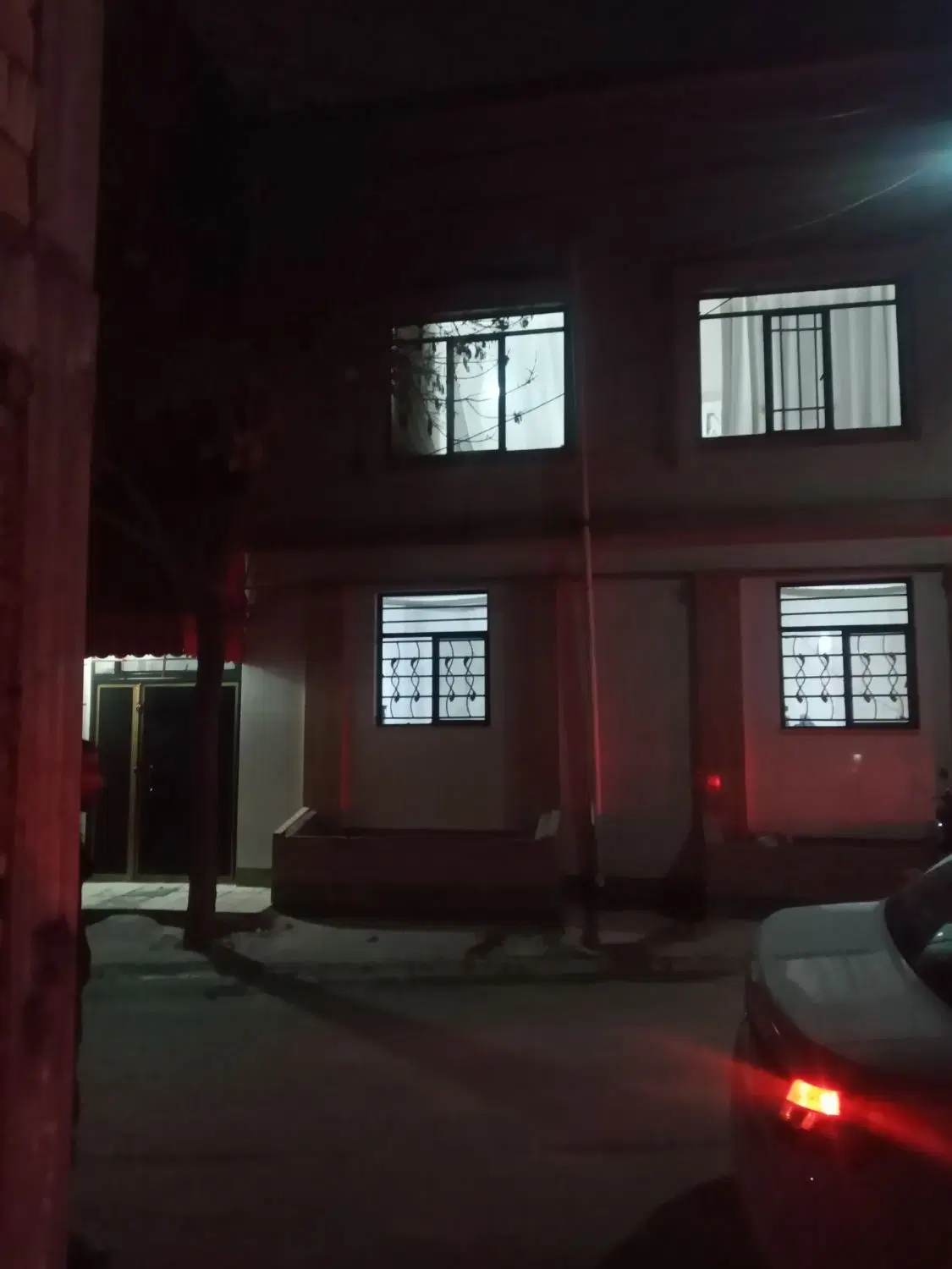 واحد‌همکف‌۱۱۰‌متر‌زیر‌بنا‌تک‌خواب‌‌‌پذیرای‌بزرگ‌