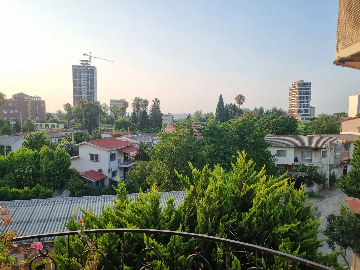 فروش آپارتمان ۹۹ متری ساحلی ایزدشهر