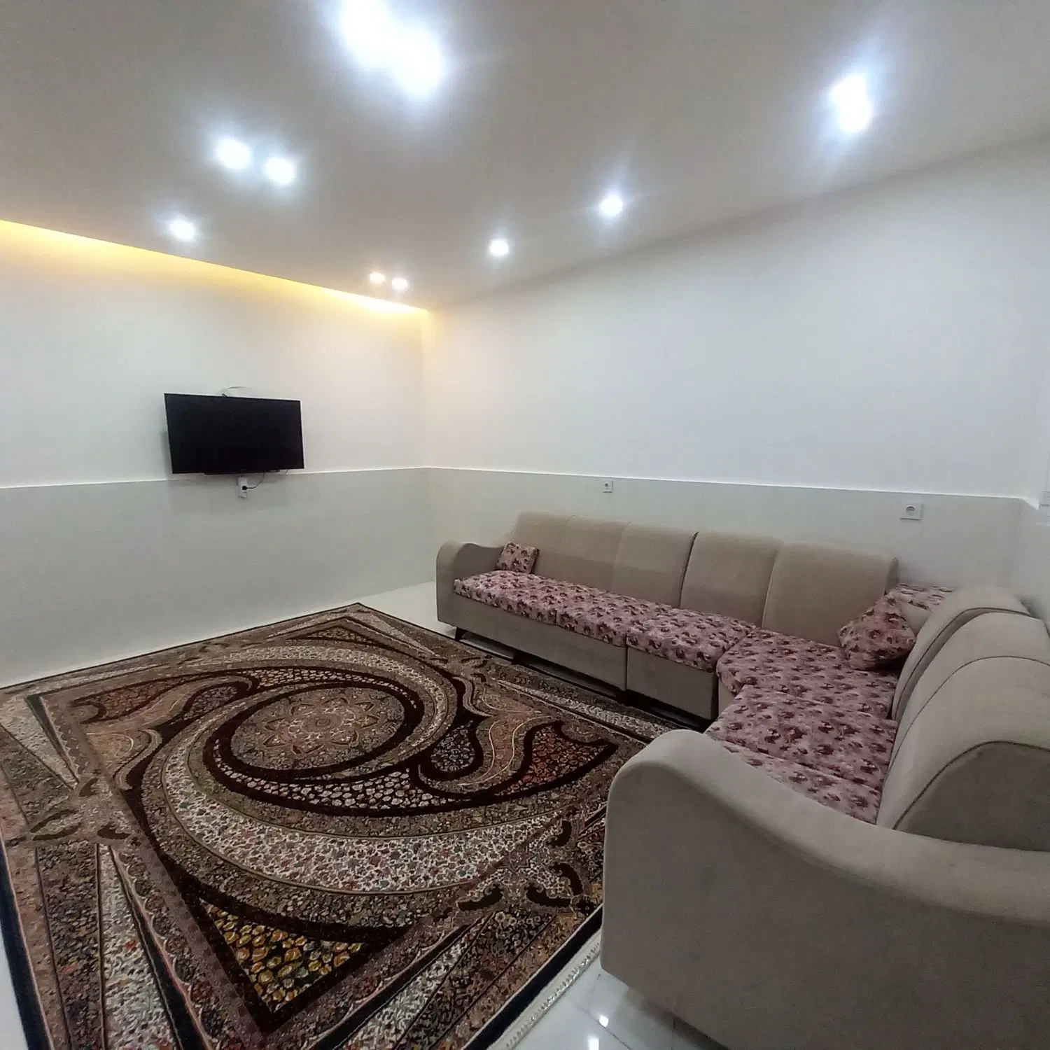 سوییت ویلایی یک خواب سالانه