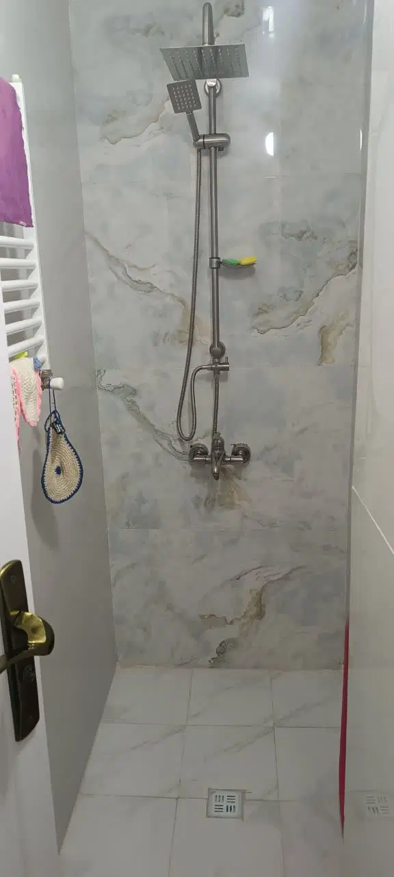آپارتمان تک واحدی