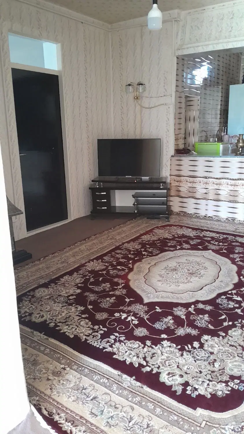 فروش خانه ویلایی ۸۰۰متری در روستای یزن آباد