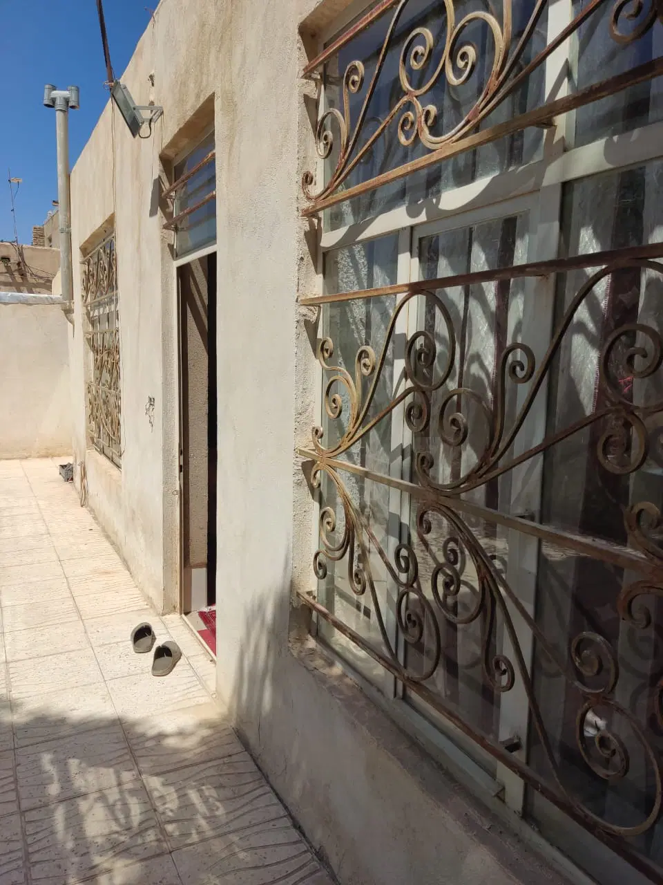 خونه باغ۳۵۰متر سندتک برگ همه چی قانونی تهراندشت