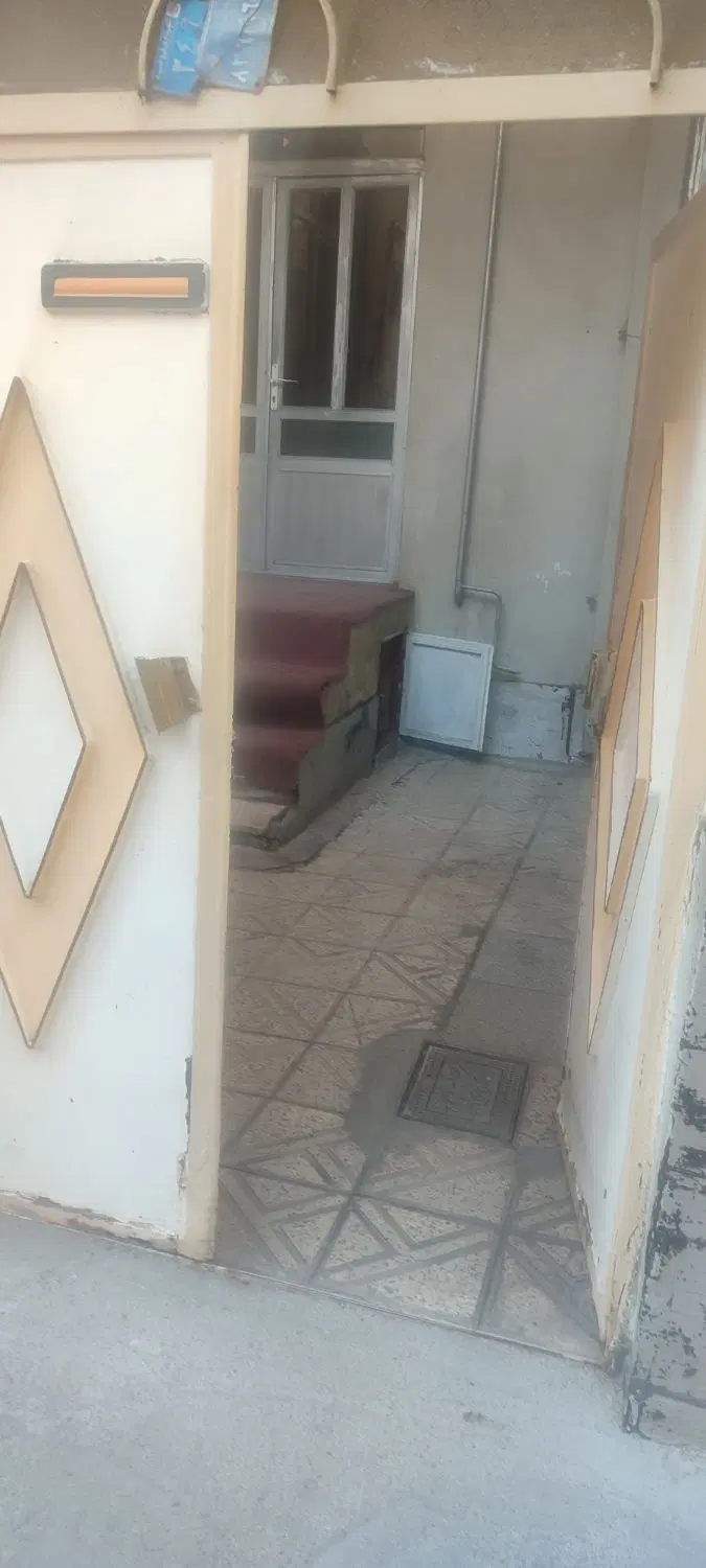 خانه اجاره ای راه جدا 80متری خیابان نور