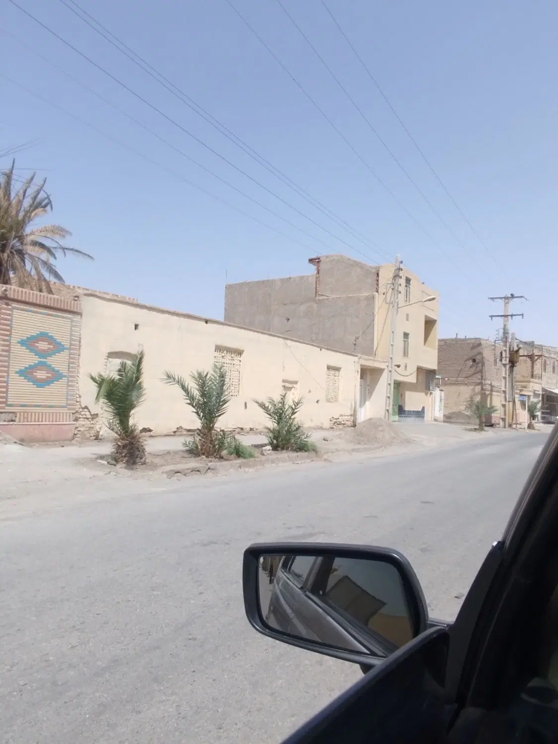 خانه کلنگی زمین تجاری بین پاسداران 7و9