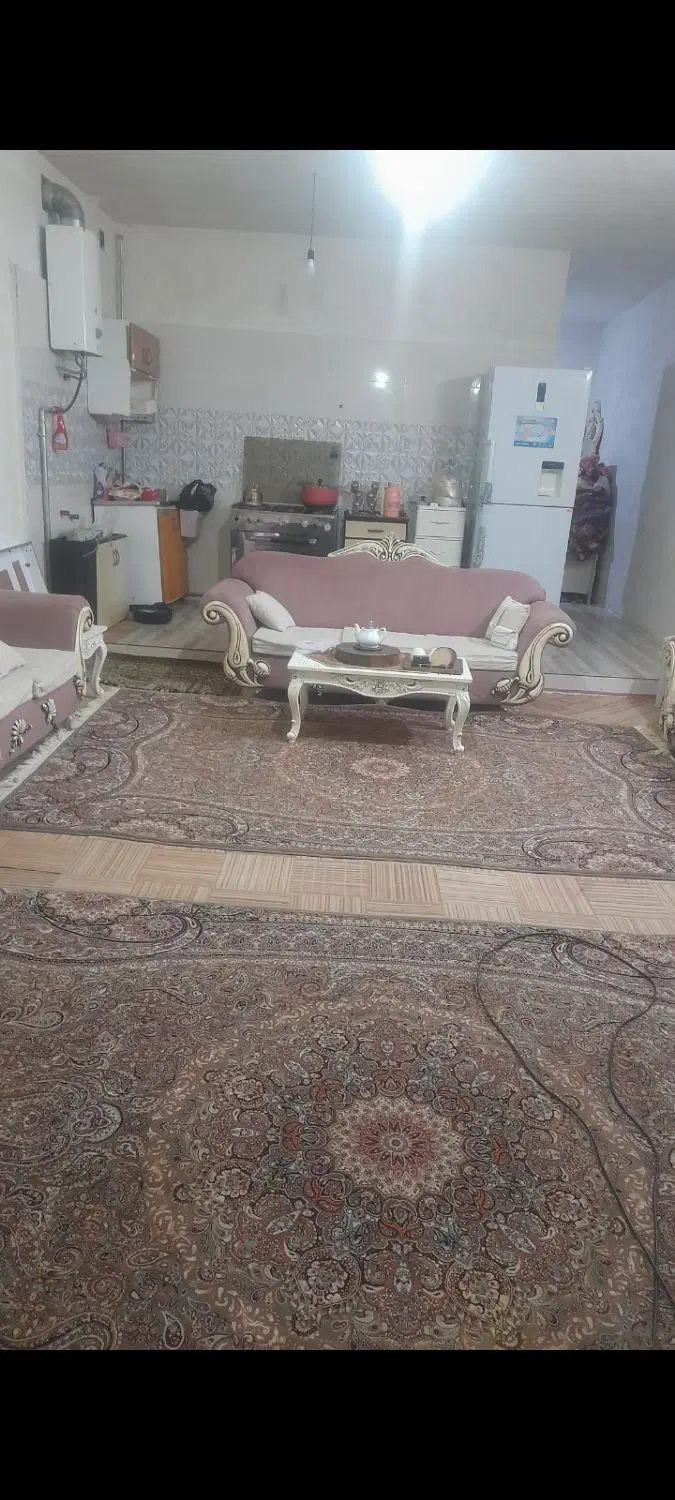 خانه برای اجاره طبقه دوم در کاظم آباد