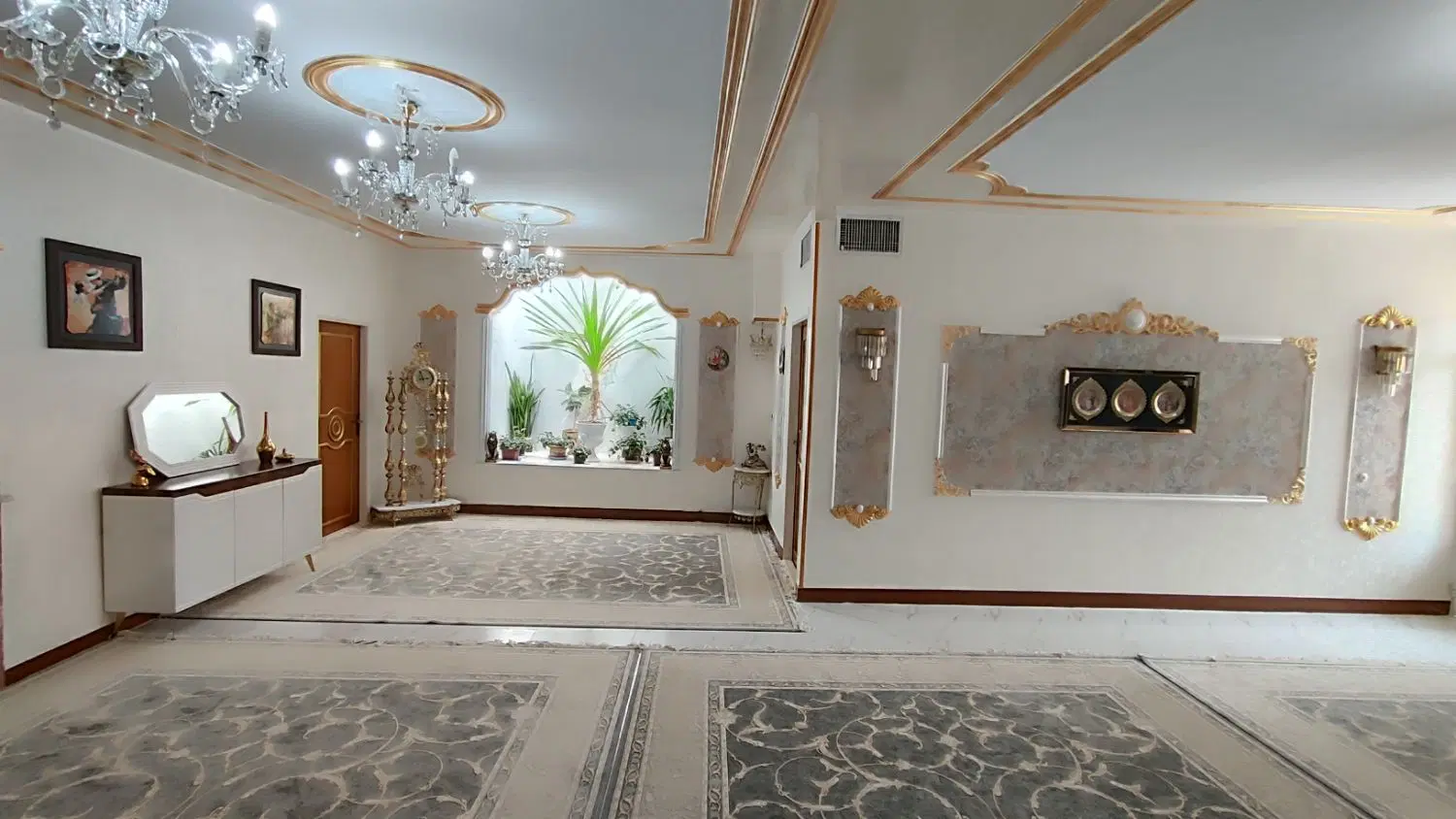 ۲۲۰متر واقع در ۲۰متری دره گرم ویلایی دوکله