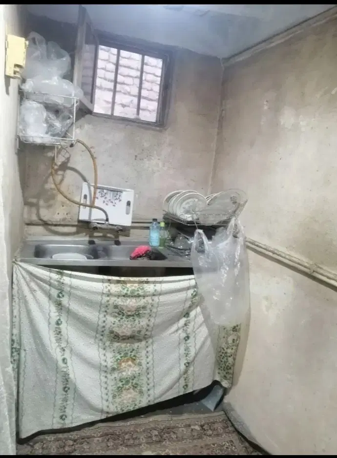 خانه کلنگی 60متری بهمن 16