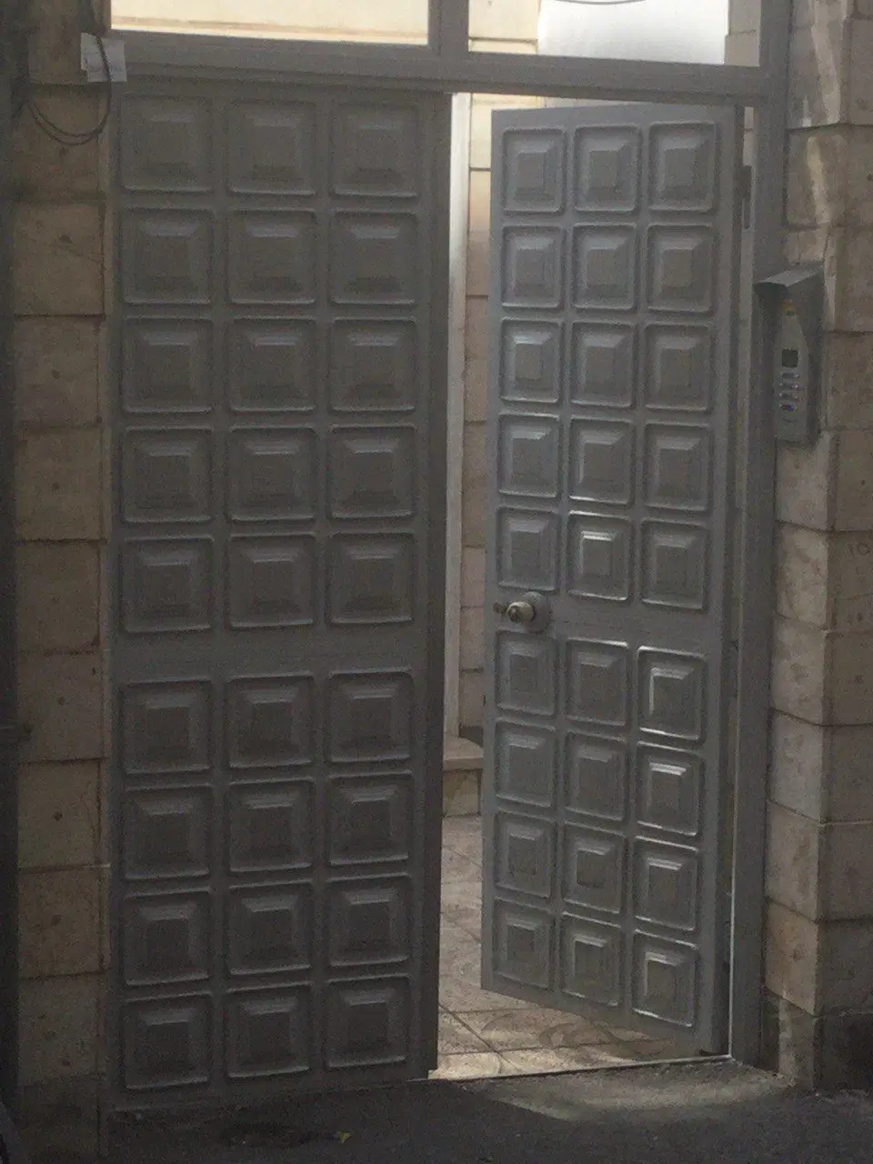 زیر همکف از 3