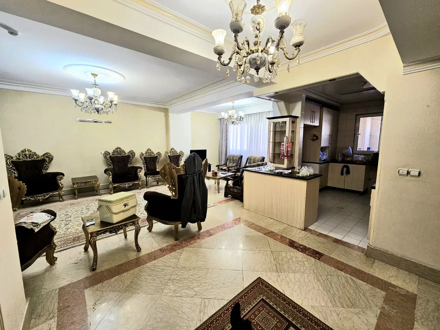 سعادت آباد_ کوی فراز ۱۳۰متر_ ۳خواب _دیدنی