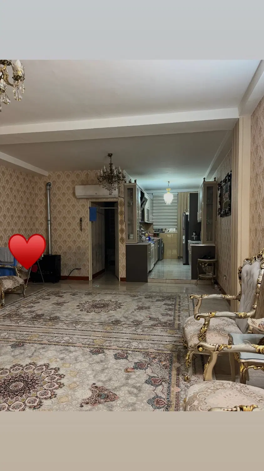 ملک فروشی بهارستان