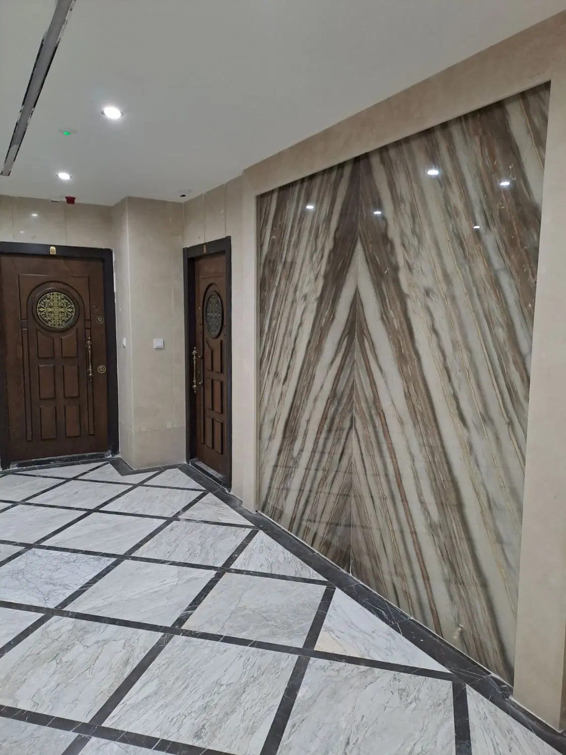 ۱۳۵ متر نوساز فول امکانات کرج فردیس