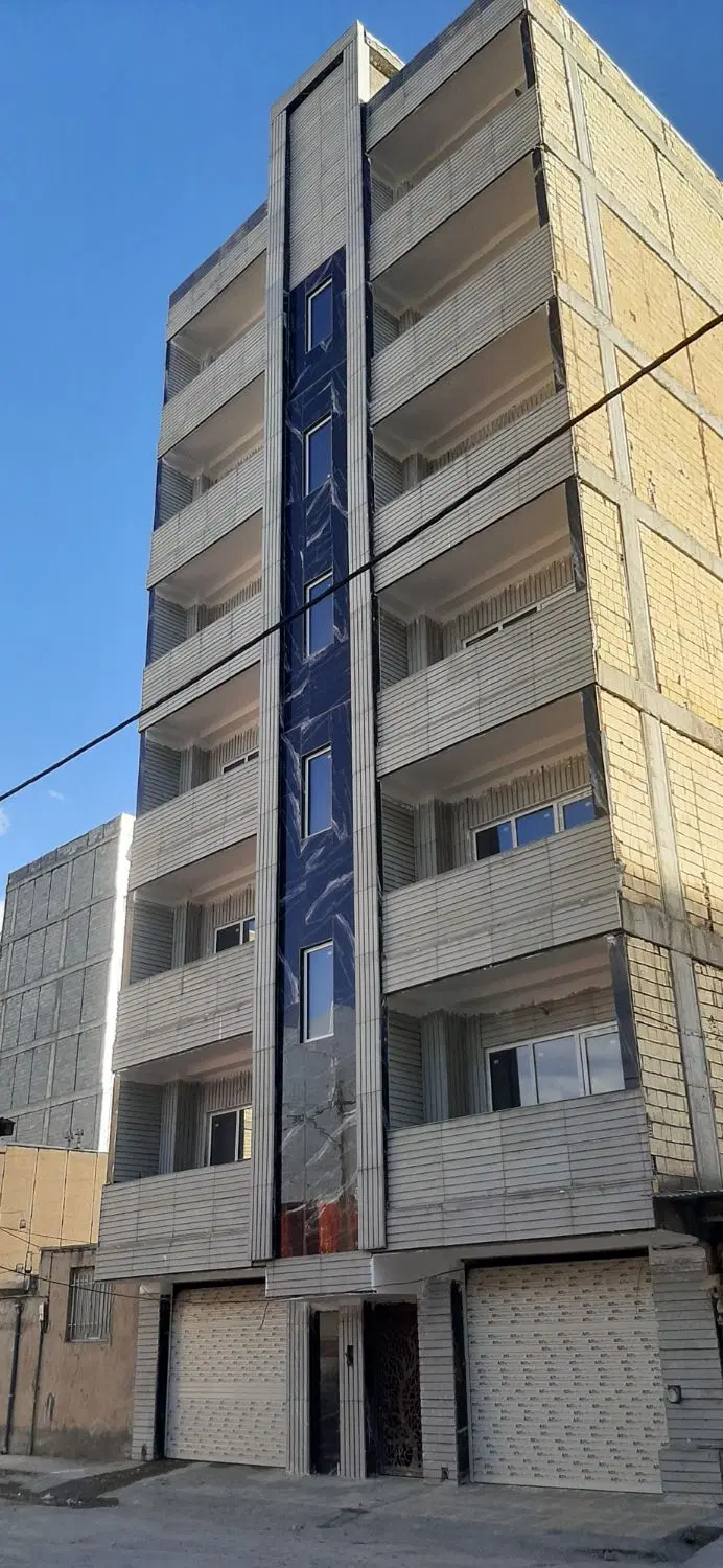 آپارتمان هشتصد دستگاه