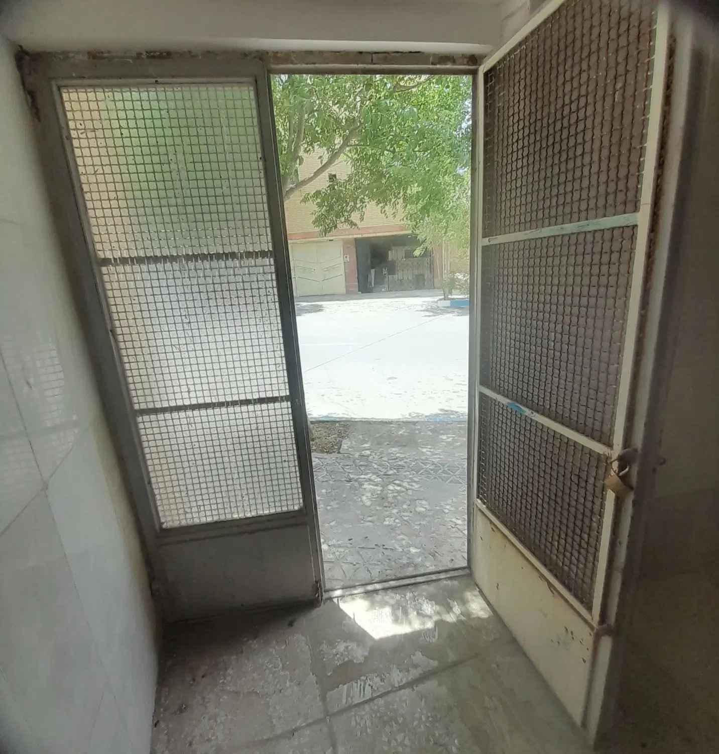 اجاره مغازه در اشترجان