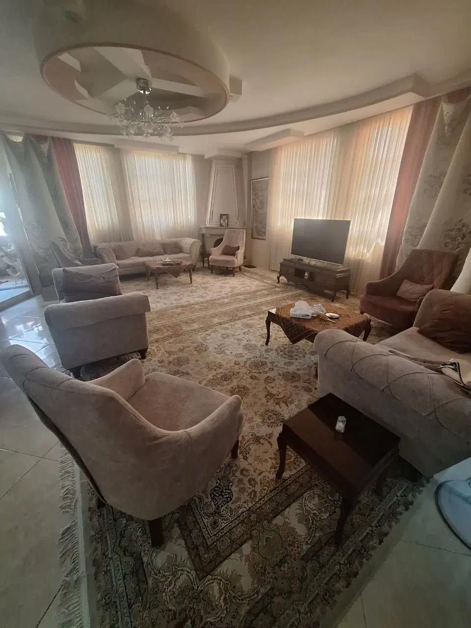 ۹۰ متر_ امامت_فول امکانات_ خوش نقشه و پرنور