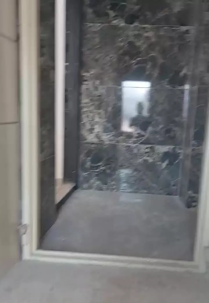 آپارتمان ۱۳۹ خواب تک واحدی