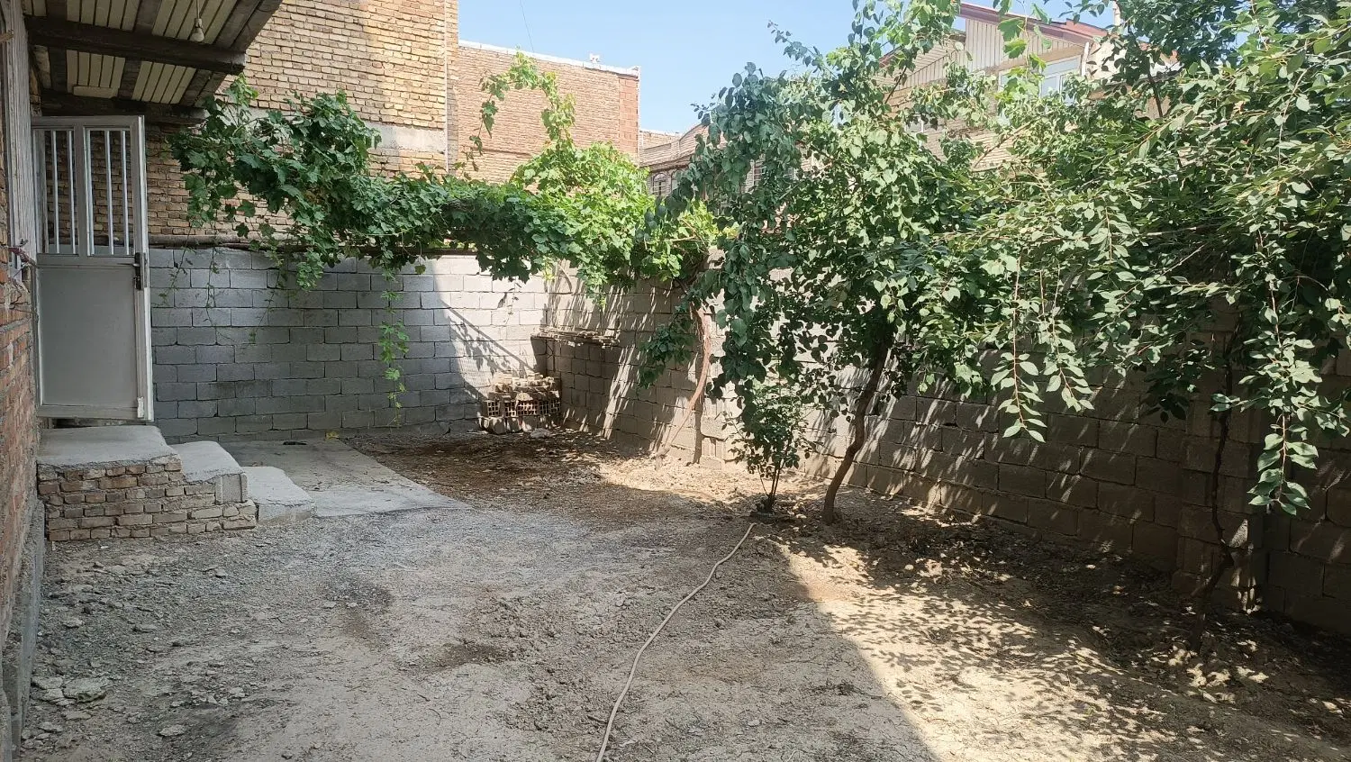 اجاره منزل در ایثار علی بومی